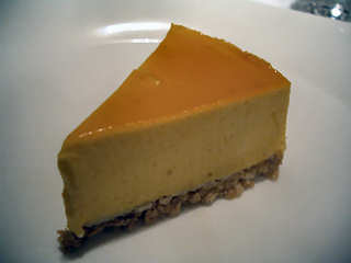 写真：マンゴーのチーズケーキ＠ル・ヴァンサンク