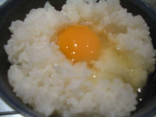 写真：卵かけご飯＠竹宗