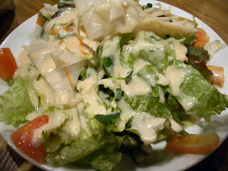 写真：フレッシュ野菜サラダ＠HongCho ぶるだっく