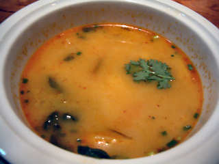 写真：トムヤムクリームスープ＠サイゴンオペラ